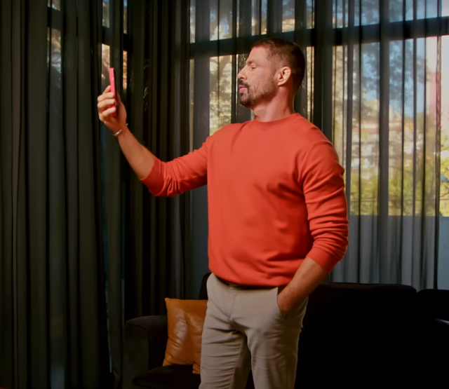 Cauã Reymond destaca funcionalidades do Zap Imóveis