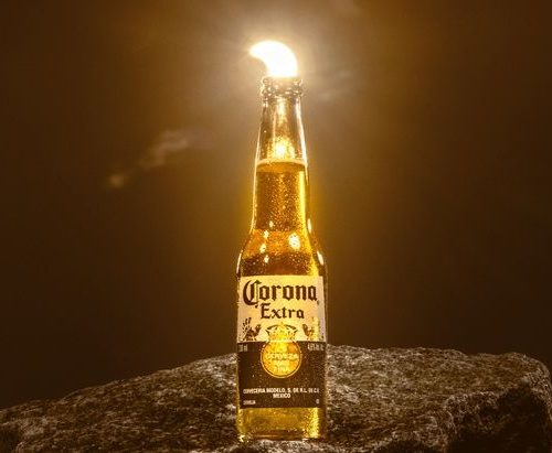 Campanha Para todo o pôr do sol da Corona