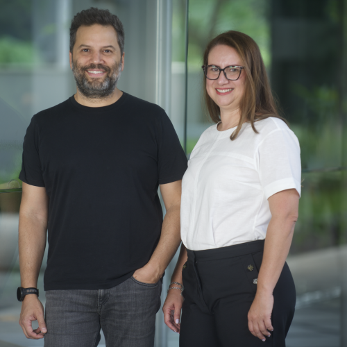 Vinicius B. Reis, presidente da Stagwell América Latina e Ester Lautert, managing director da Unicepta para América do Sul