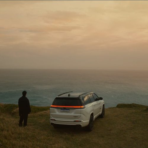 Selton Mello Jeep Commander