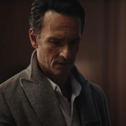 Rodrigo Santoro estrela campanha da XP